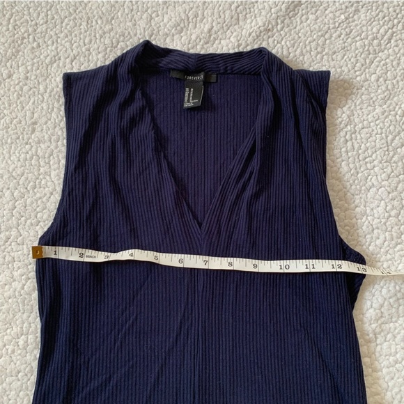 Forever 21 Ribbed V-Neck Bodysuit - Picture 9 of 9
